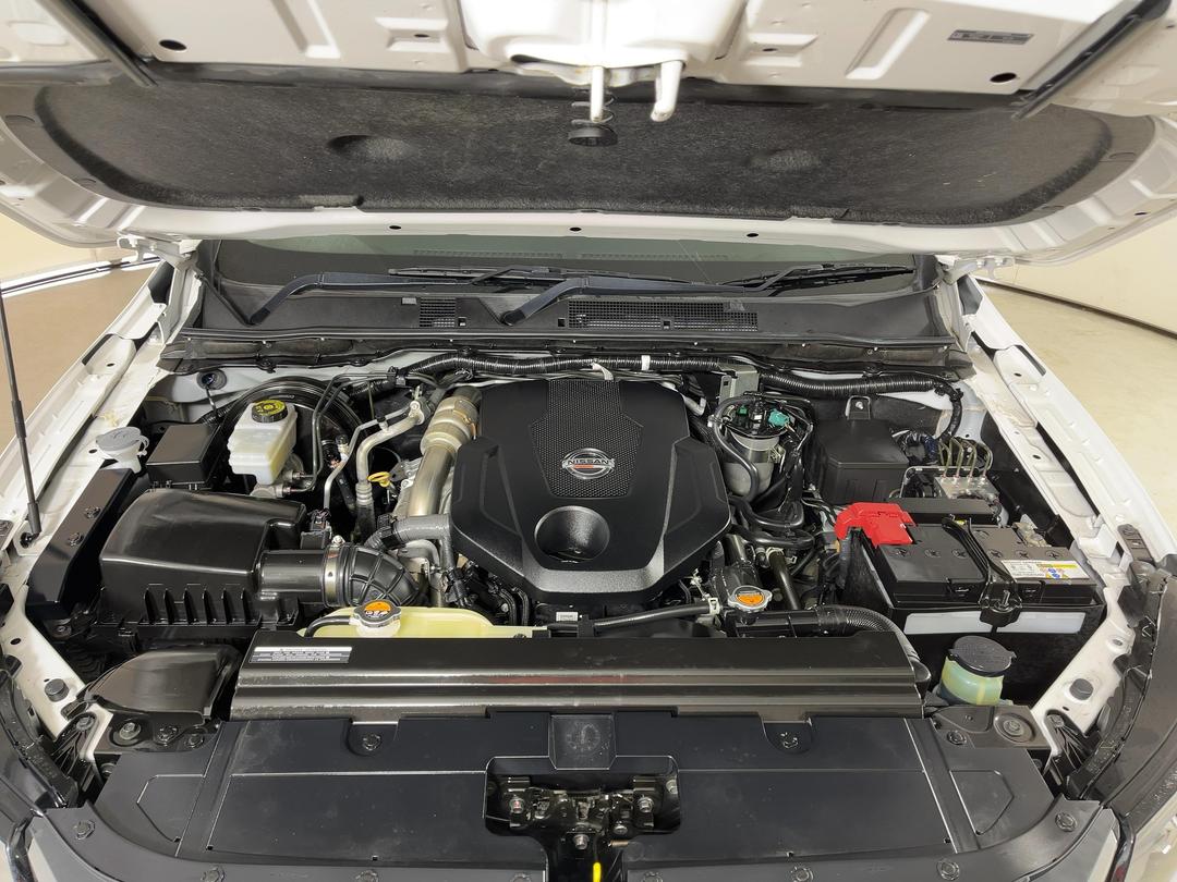 Photo '13' of Nissan Navara