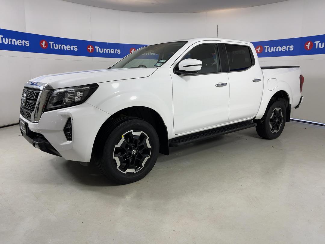 Photo '4' of Nissan Navara