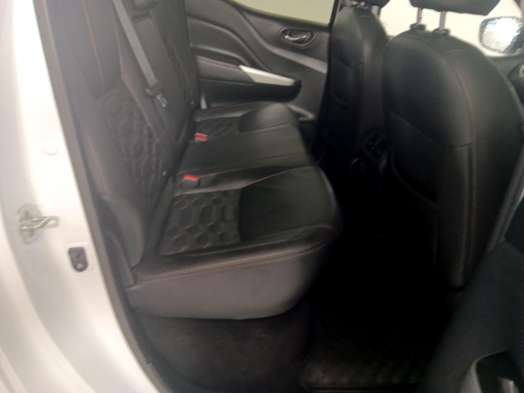 Photo '20' of Nissan Navara