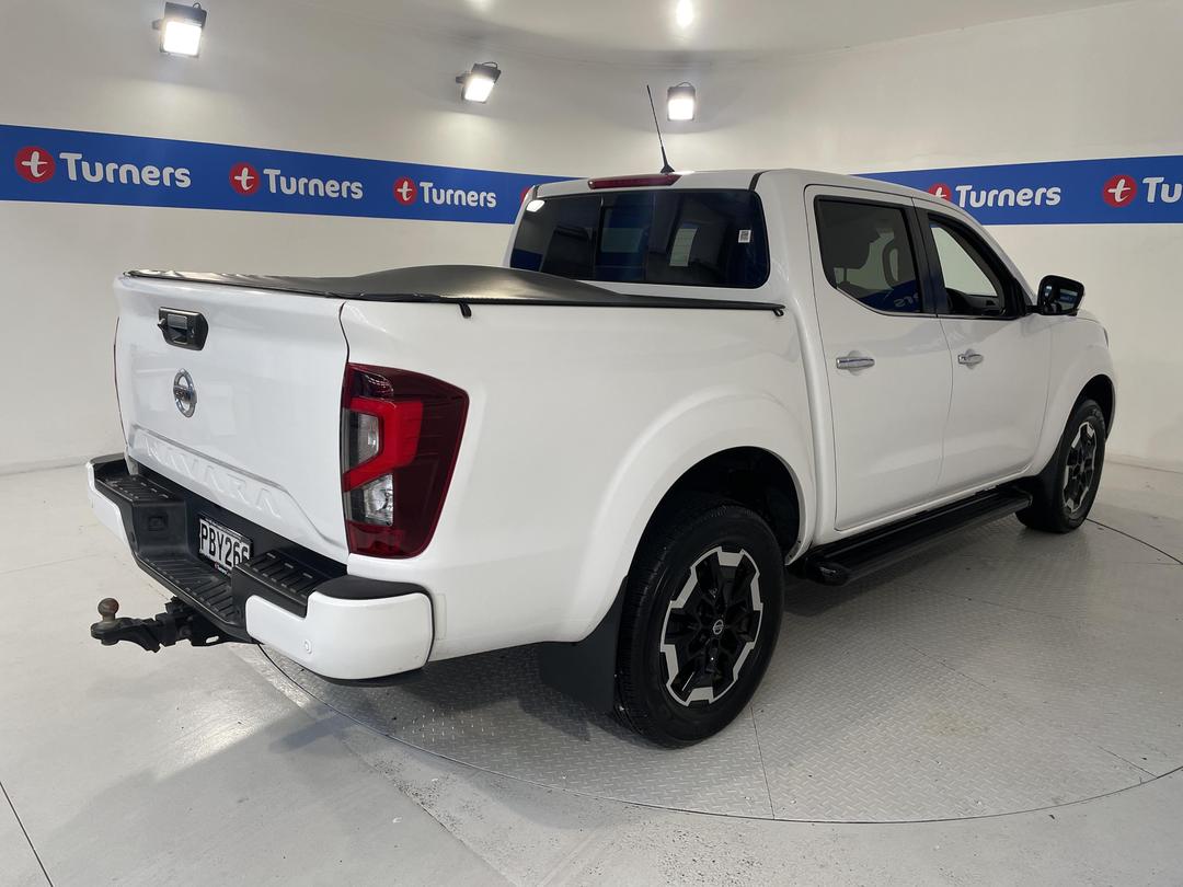 Photo '7' of Nissan Navara