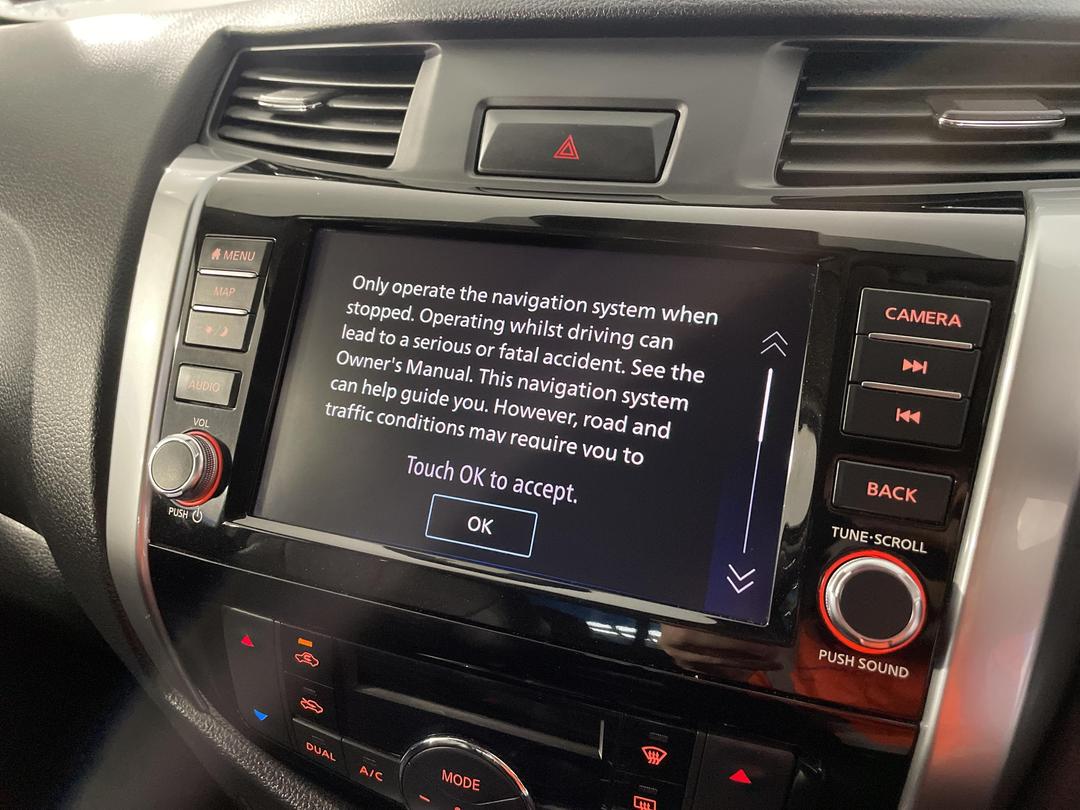 Photo '29' of Nissan Navara