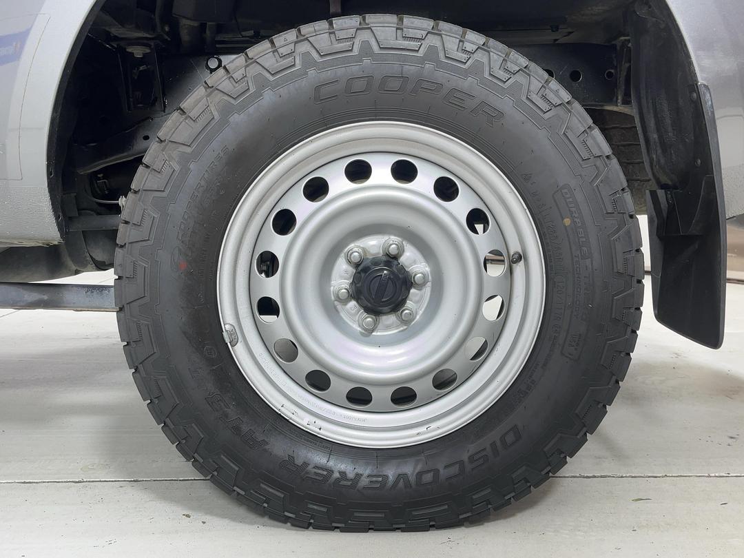 Photo '11' of Nissan Navara