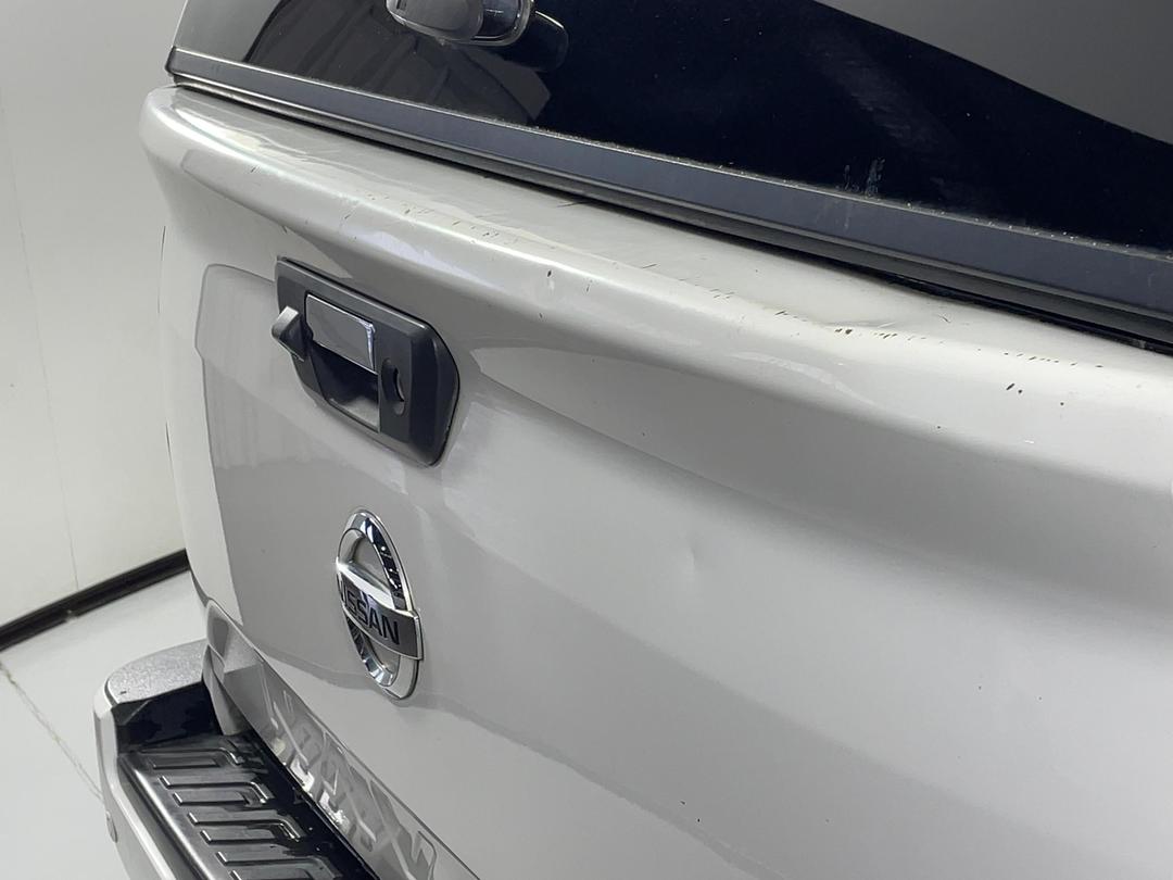 Photo '29' of Nissan Navara