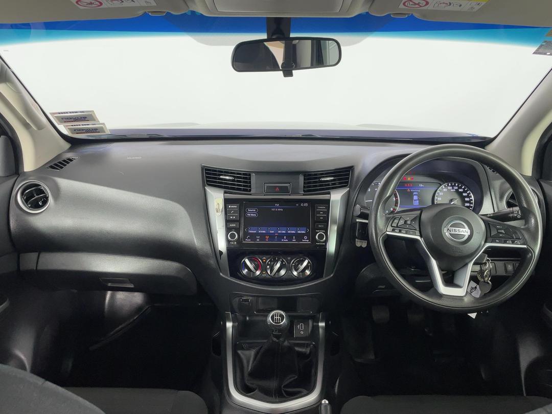 Photo '17' of Nissan Navara