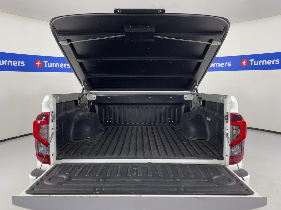 Photo '14' of Nissan Navara