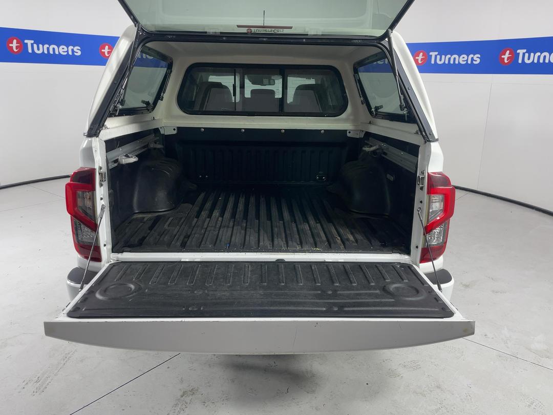 Photo '14' of Nissan Navara