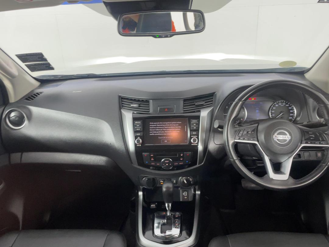 Photo '17' of Nissan Navara