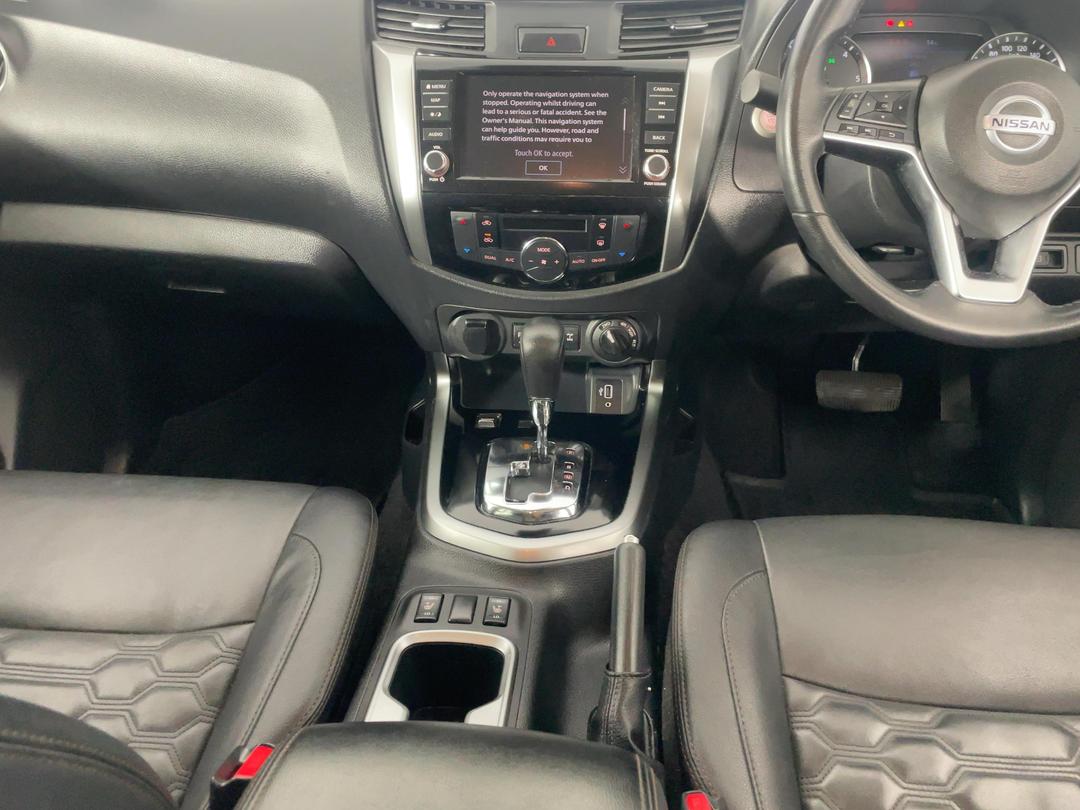 Photo '18' of Nissan Navara
