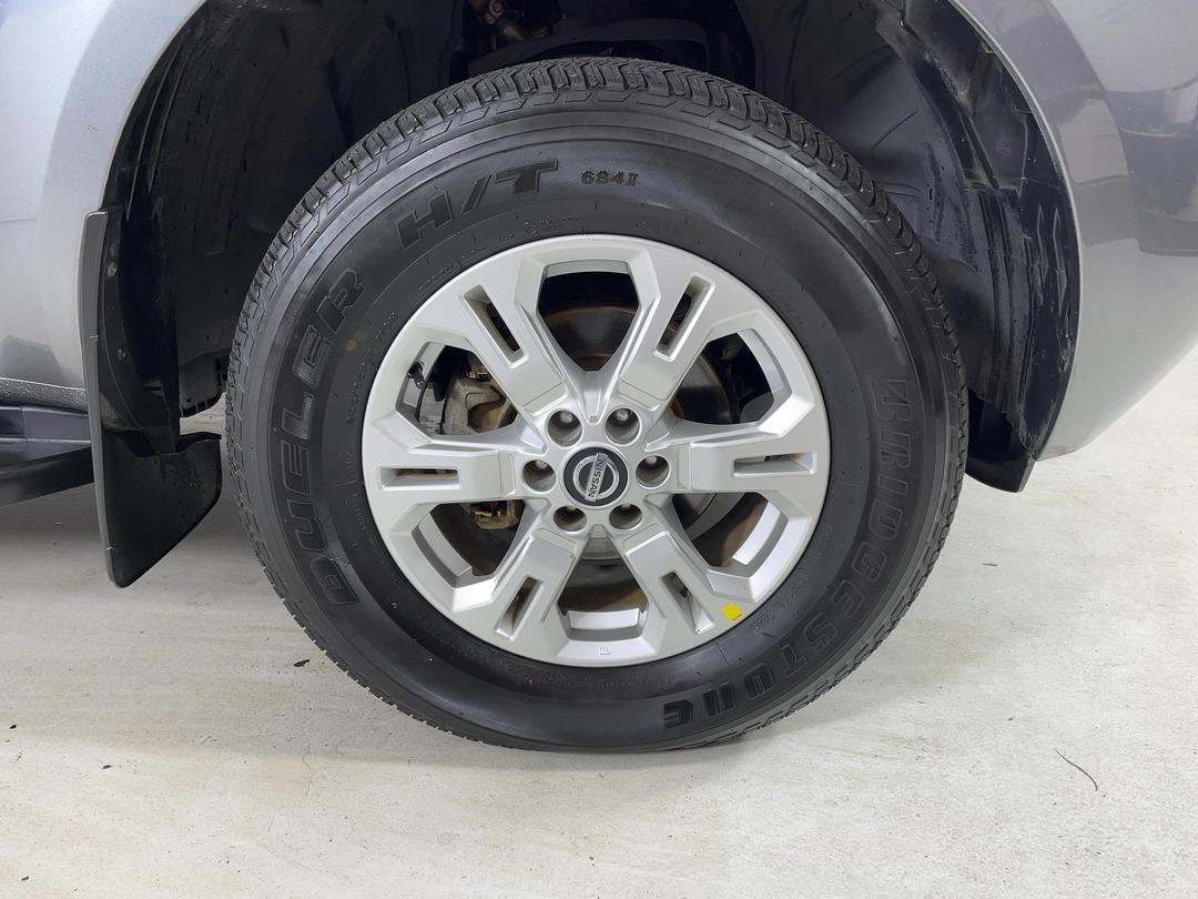 Photo '9' of Nissan Navara