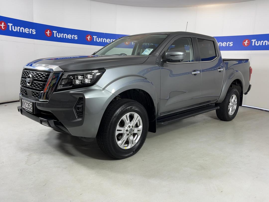Photo '4' of Nissan Navara