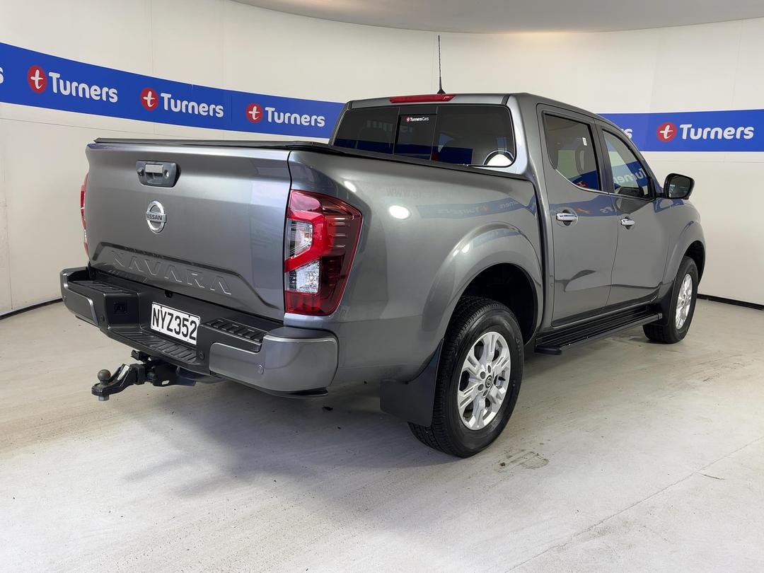 Photo '7' of Nissan Navara