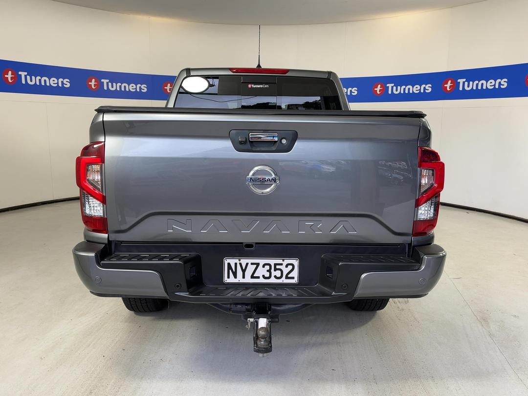 Photo '6' of Nissan Navara