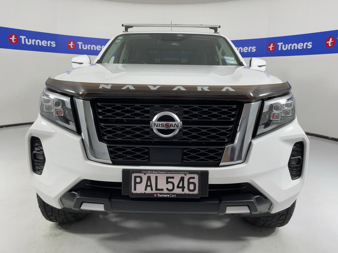 Photo '2' of Nissan Navara