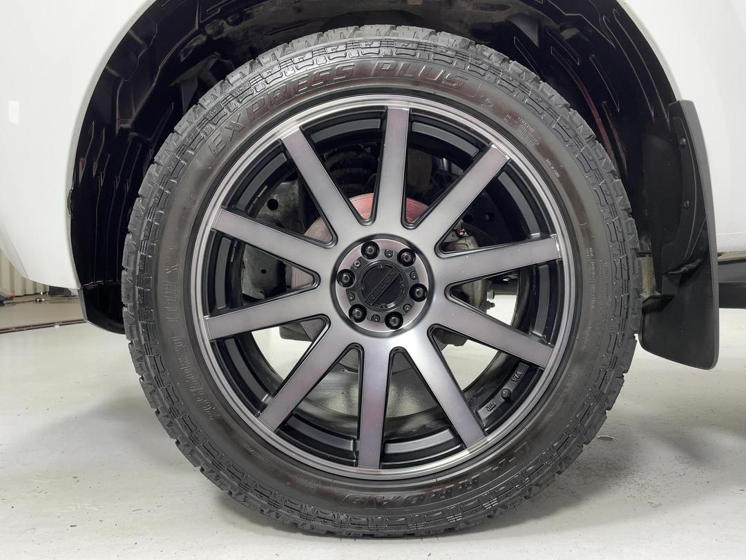 Photo '10' of Nissan Navara