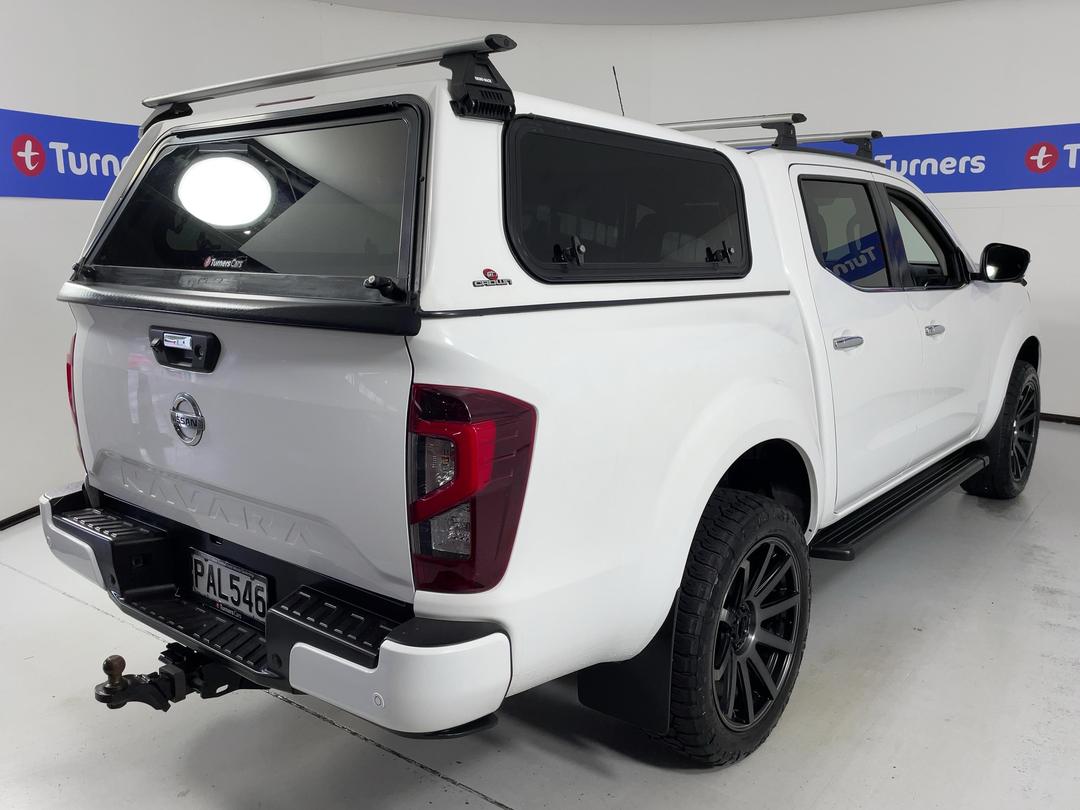Photo '7' of Nissan Navara