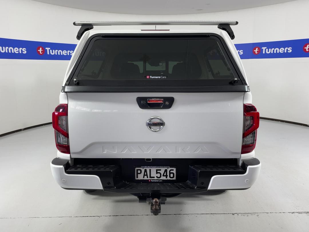 Photo '6' of Nissan Navara