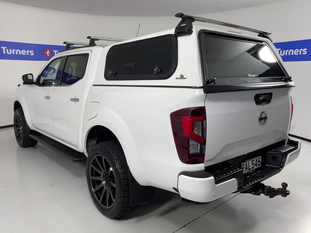 Photo '5' of Nissan Navara