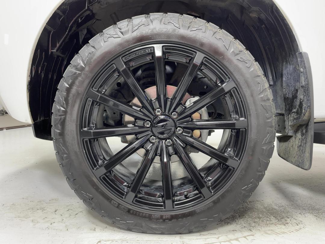 Photo '10' of Nissan Navara