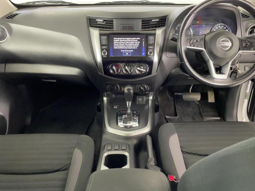 Photo '17' of Nissan Navara