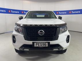 Photo '2' of Nissan Navara