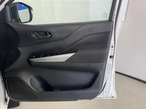 Photo '15' of Nissan Navara