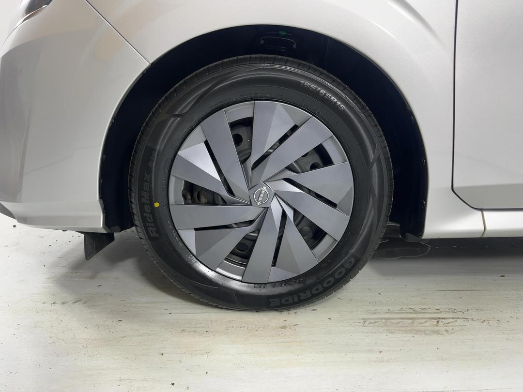 Photo '10' of Nissan Note