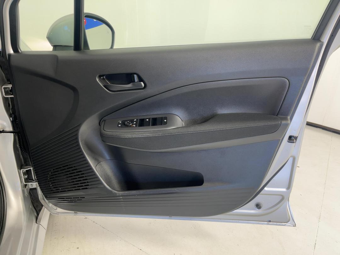 Photo '15' of Nissan Note