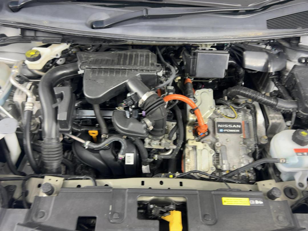 Photo '13' of Nissan Note
