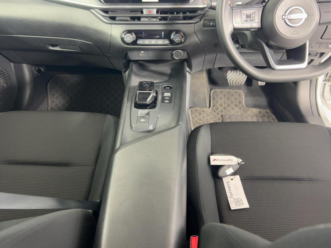 Photo '18' of Nissan Note