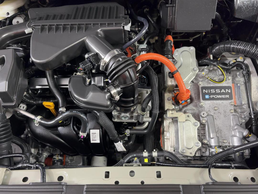 Photo '13' of Nissan Note