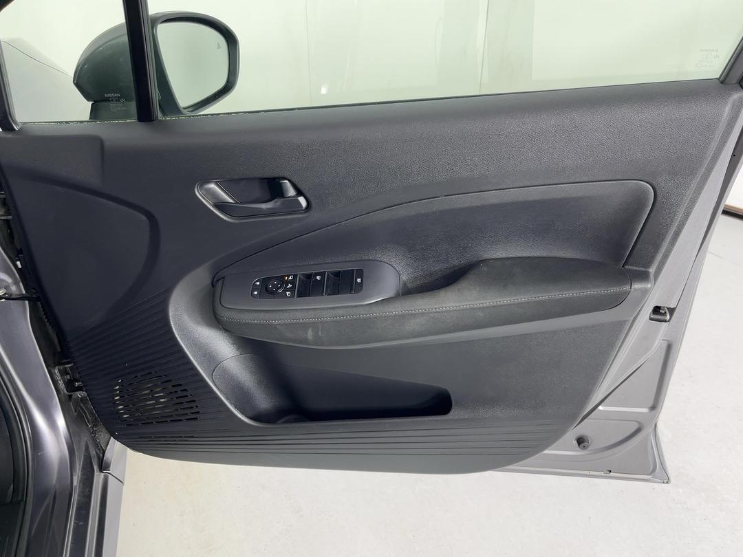 Photo '15' of Nissan Note