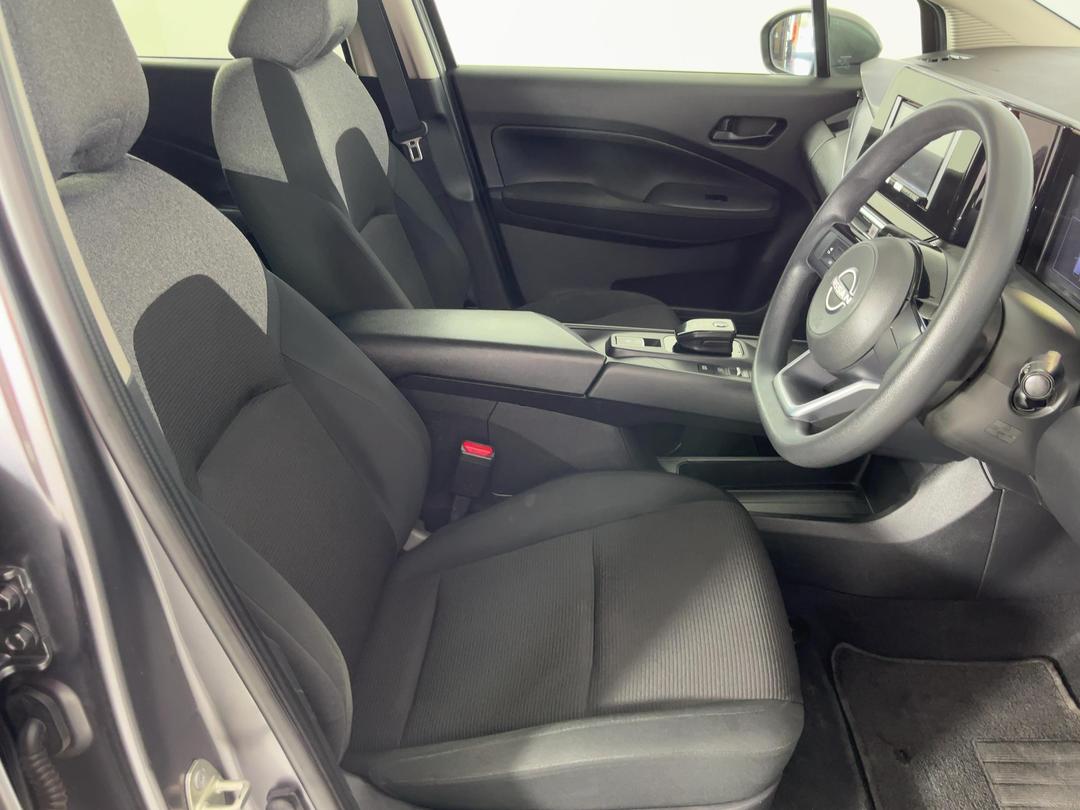 Photo '16' of Nissan Note