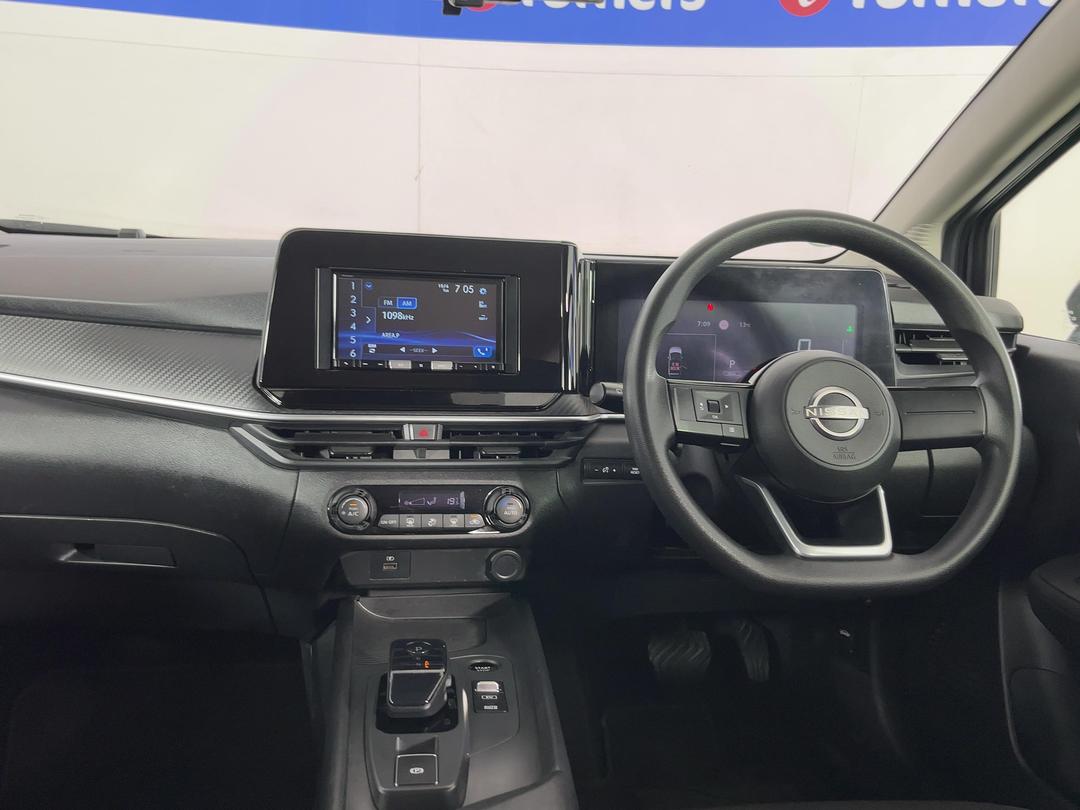 Photo '17' of Nissan Note