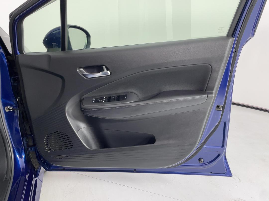 Photo '15' of Nissan Note
