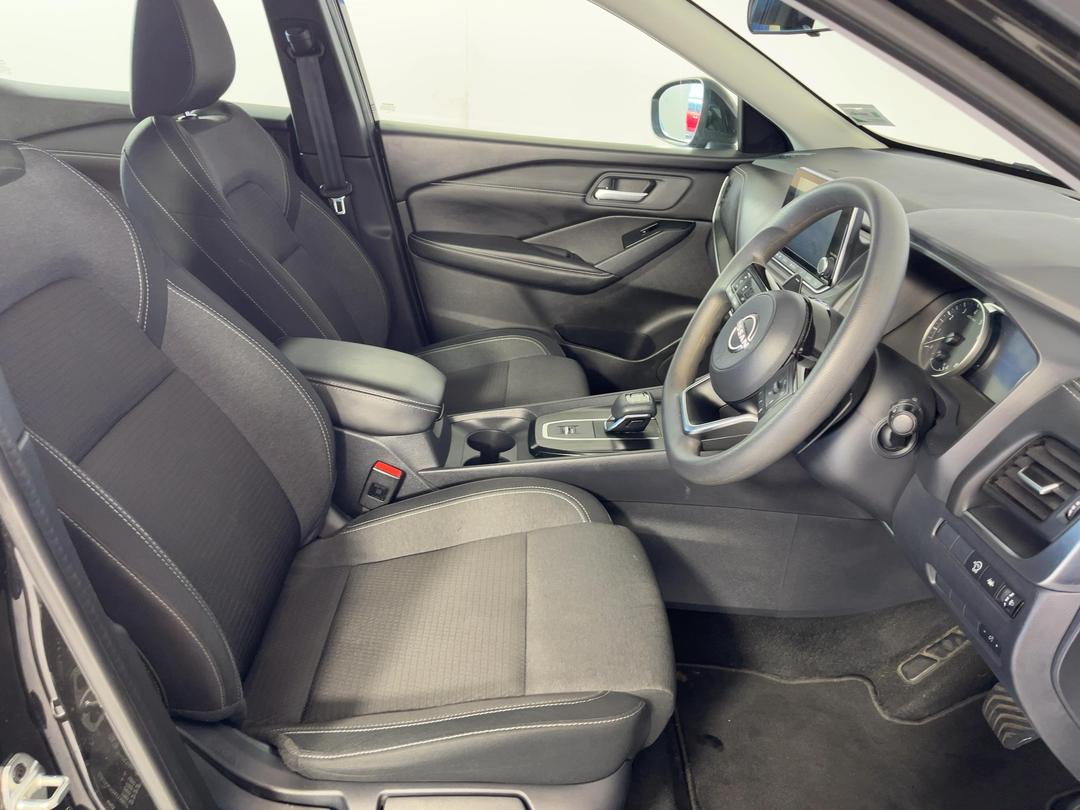 Photo '16' of Nissan Qashqai