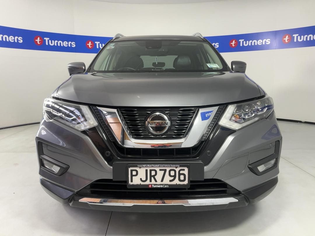Photo '2' of Nissan X-Trail