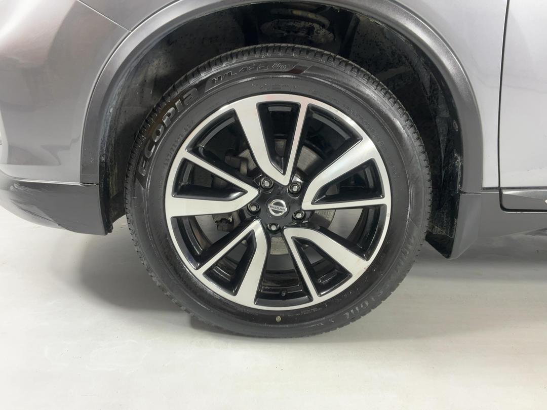 Photo '10' of Nissan X-Trail