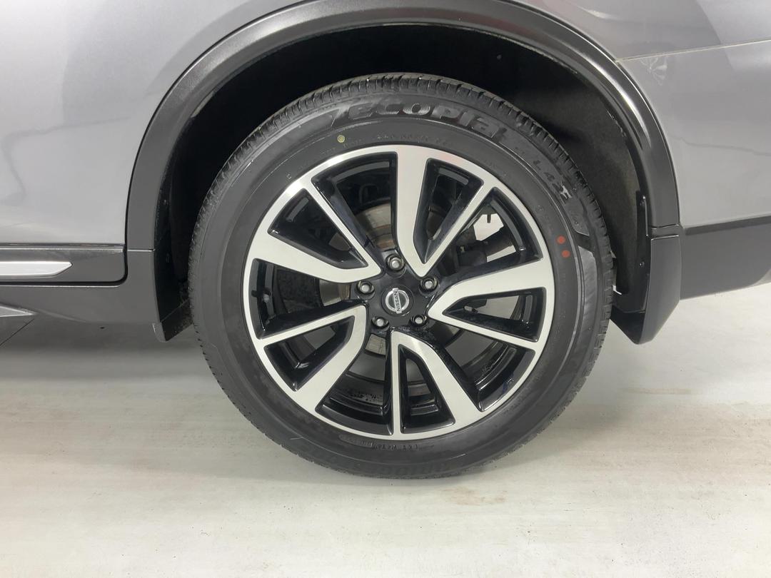 Photo '11' of Nissan X-Trail