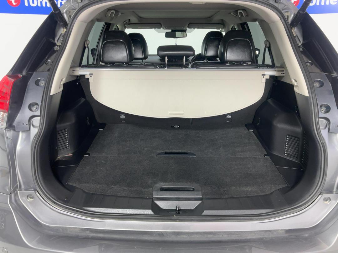 Photo '14' of Nissan X-Trail