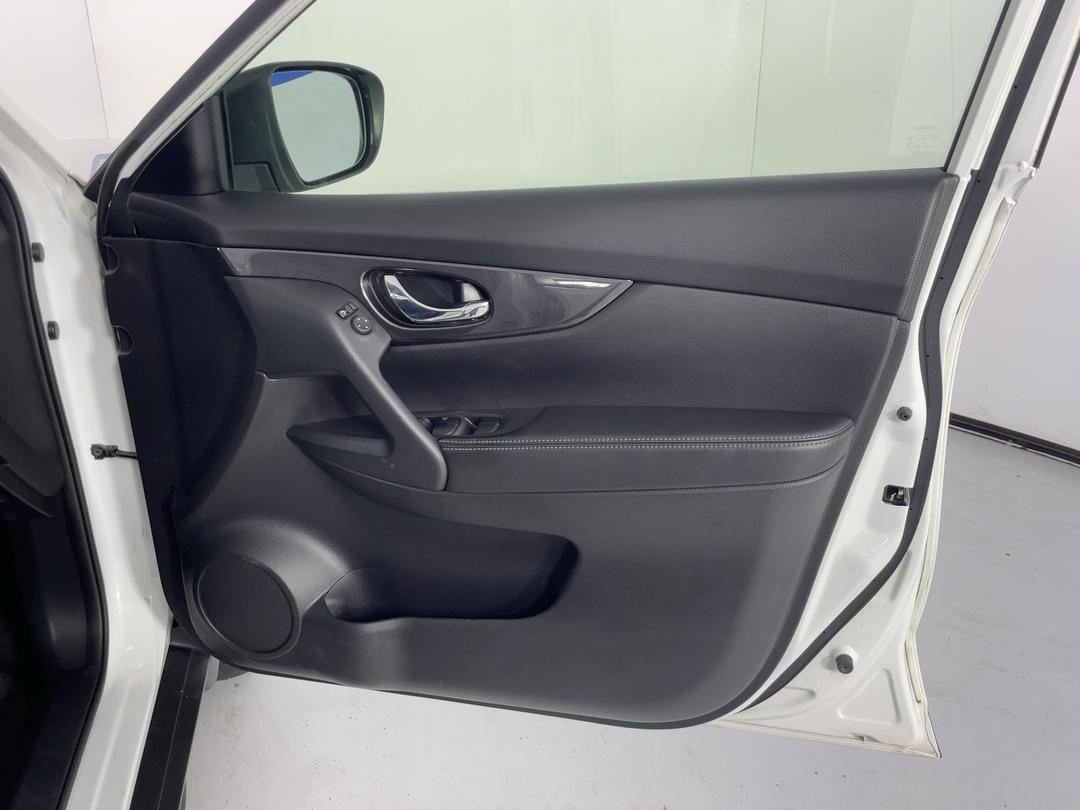 Photo '15' of Nissan X-Trail