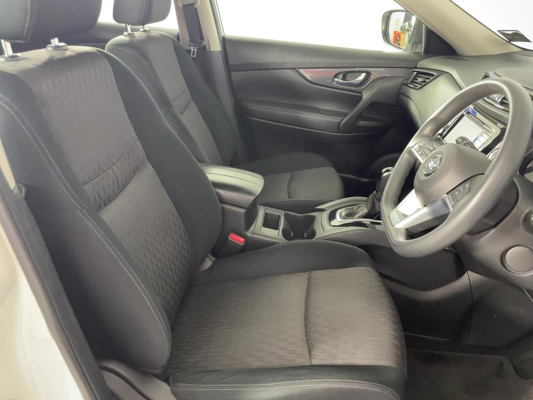 Photo '16' of Nissan X-Trail