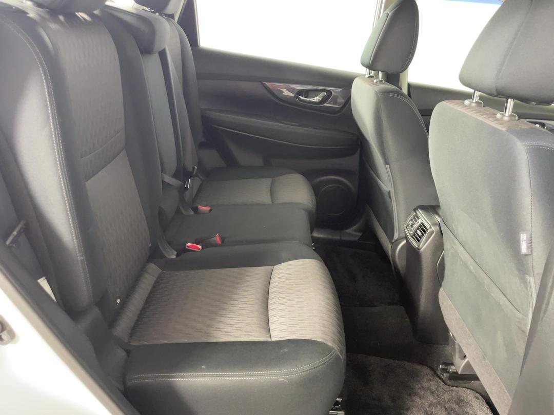 Photo '20' of Nissan X-Trail