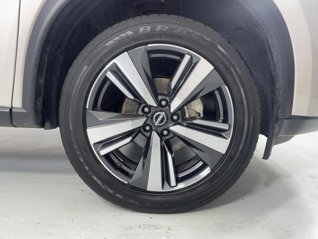 Photo '9' of Nissan X-Trail