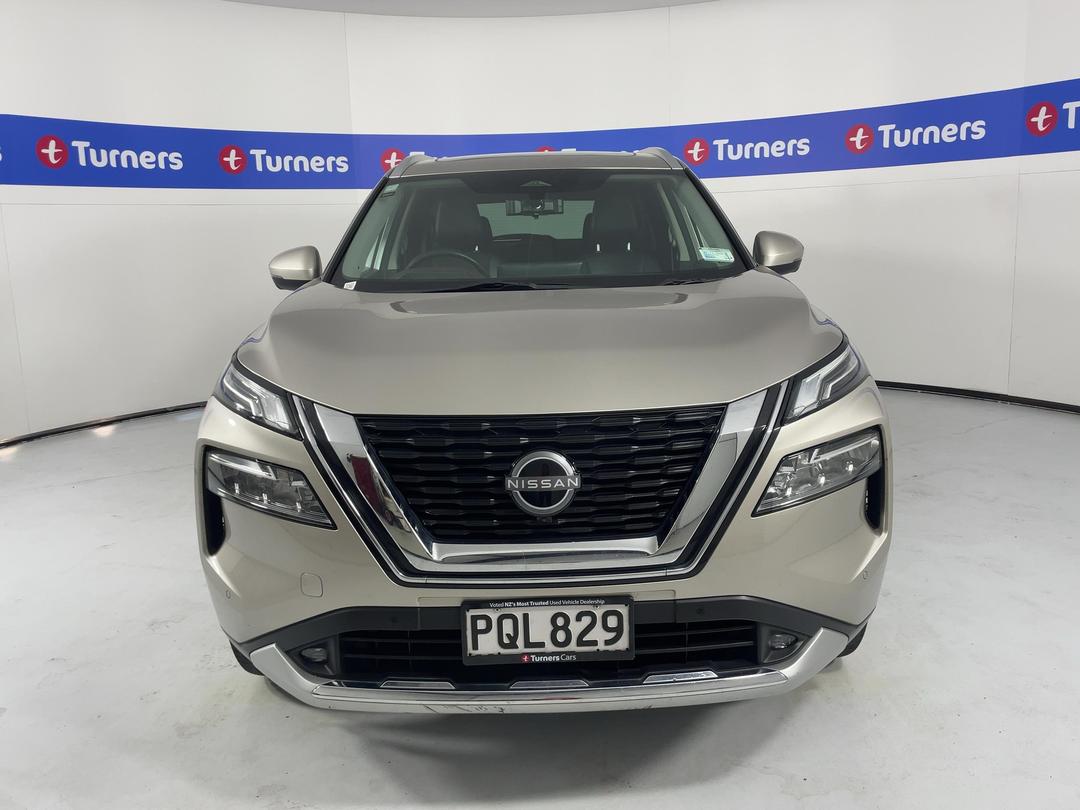 Photo '2' of Nissan X-Trail