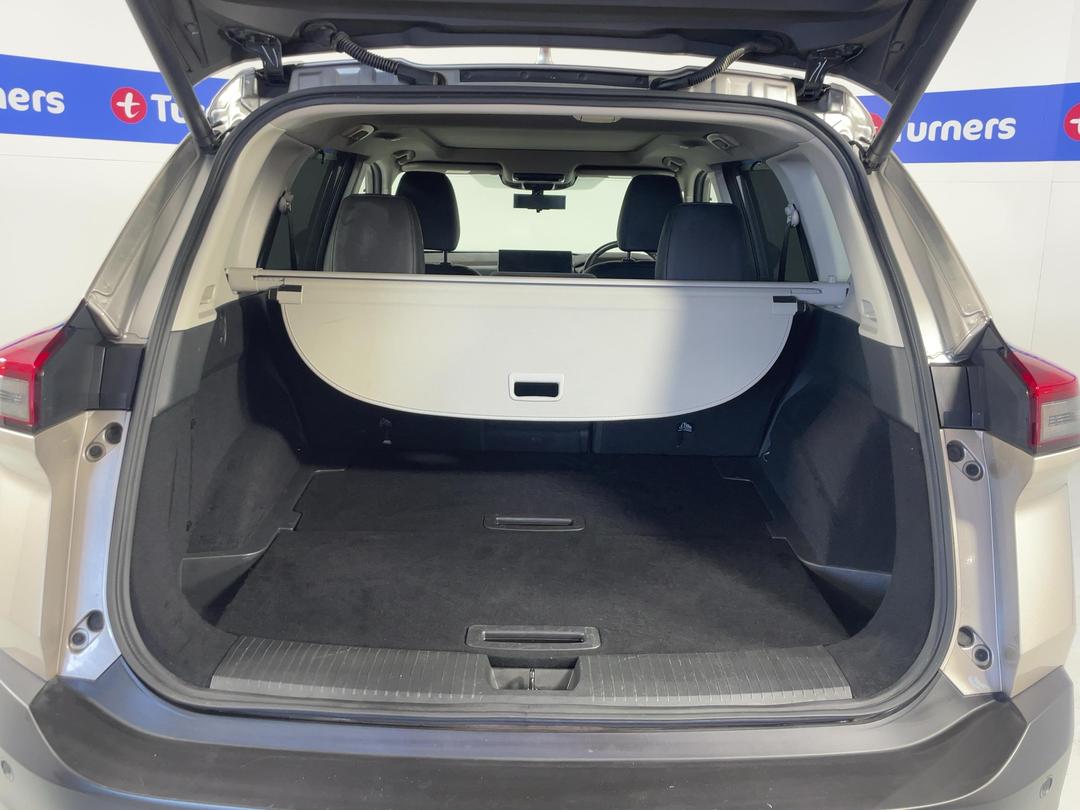Photo '14' of Nissan X-Trail