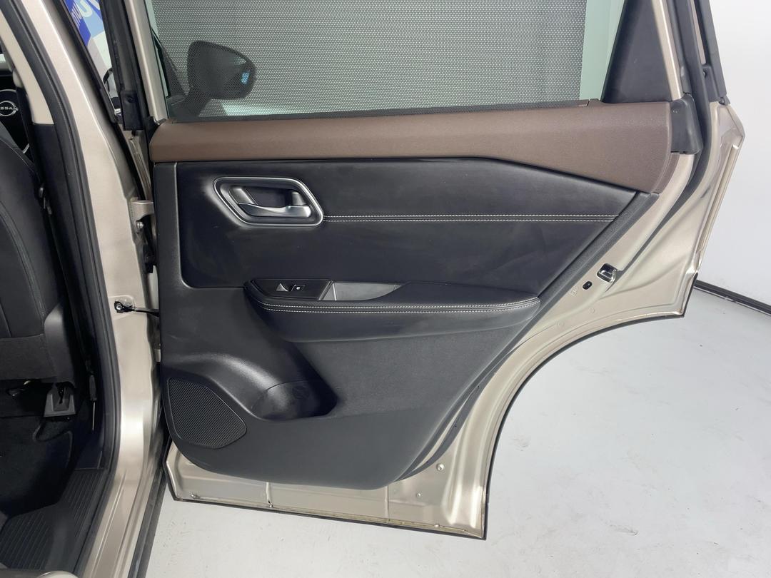 Photo '19' of Nissan X-Trail