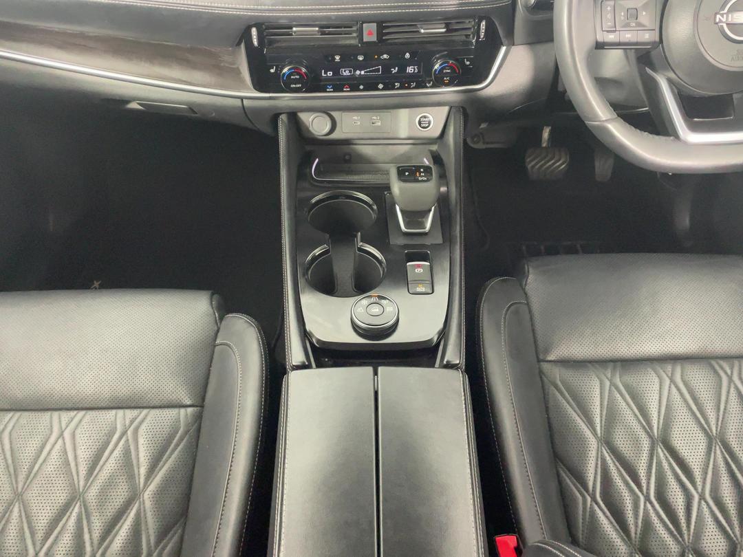 Photo '18' of Nissan X-Trail