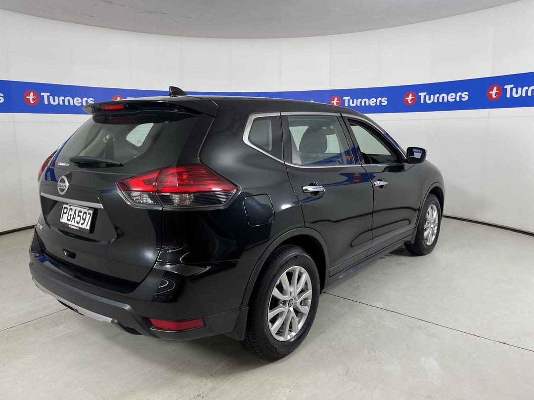 Photo '7' of Nissan X-Trail