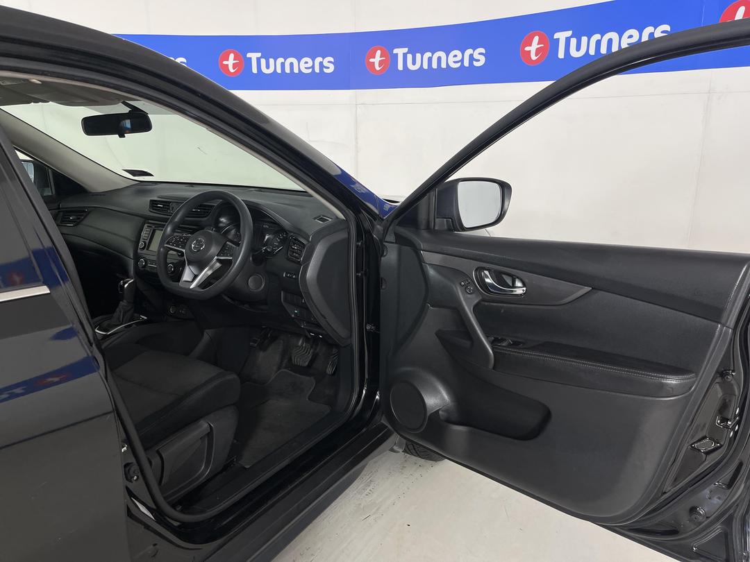 Photo '15' of Nissan X-Trail