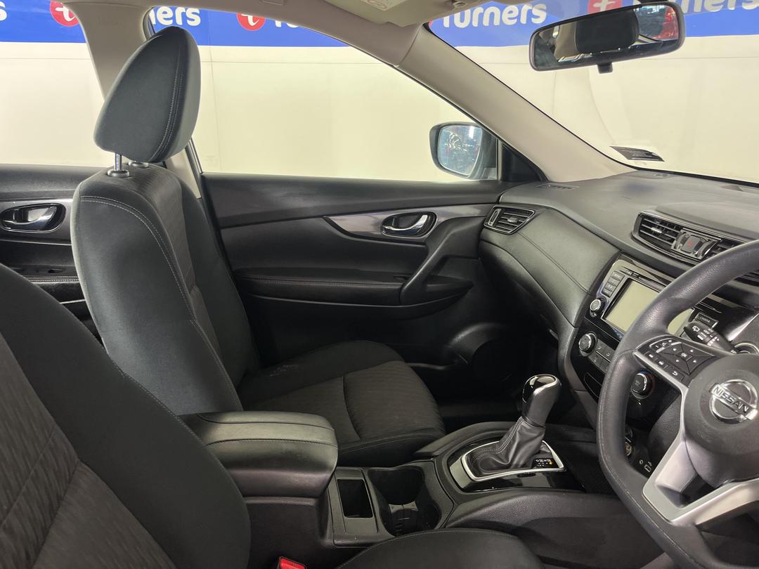 Photo '16' of Nissan X-Trail